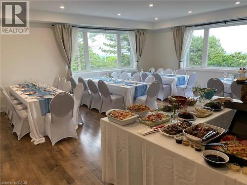 2019 Dundas Street, Burlington, ON - Indoor Photo Showing Dining Room