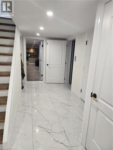 2019 Dundas Street, Burlington, ON - Indoor Photo Showing Other Room