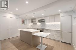 460 E 17TH AVENUE  Vancouver, BC V5V 1B1