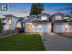 6628 RUSSELL AVENUE Burnaby, BC V5H 3T5