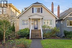 3760 W 29TH AVENUE  Vancouver, BC V6S 1T4