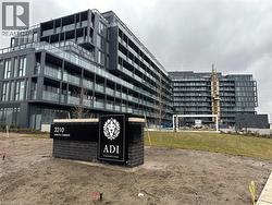3200 DAKOTA Common Unit# B613 Burlington, ON L7M 2A9