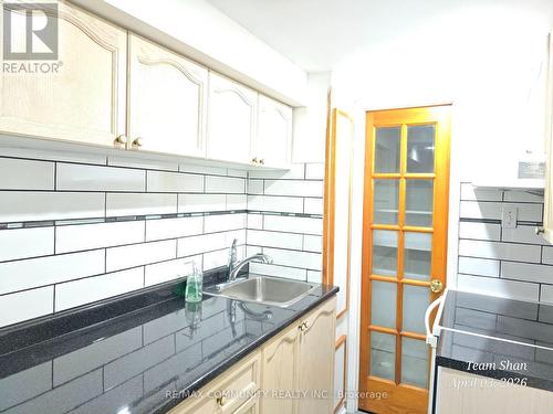 191 Stather Crescent, Markham, ON - Indoor Photo Showing Kitchen