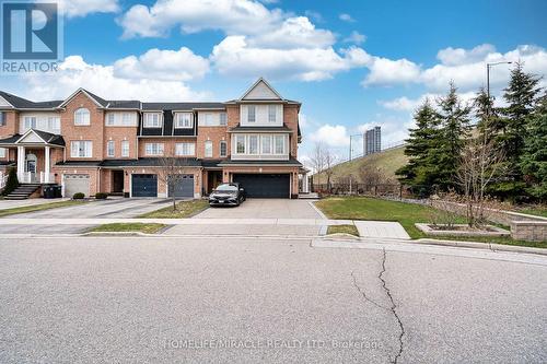 102 DECKER HOLLOW CIRCLE  Brampton, ON L6X 0L5