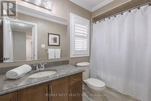 17 Hawkridge Trail, Brampton, ON - Indoor Photo Showing Bathroom