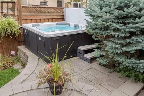 17 Hawkridge Trail, Brampton, ON - Outdoor With Deck Patio Veranda