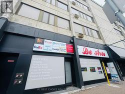 101 - 300 COXWELL AVENUE Toronto, ON M4L 3B6