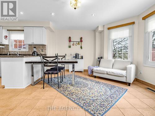 146 Crosby Avenue, Richmond Hill, ON - Indoor