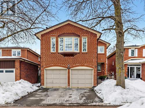 146 Crosby Avenue, Richmond Hill, ON - Outdoor With Facade