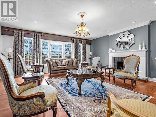 146 Crosby Avenue, Richmond Hill, ON - Indoor Photo Showing Living Room With Fireplace