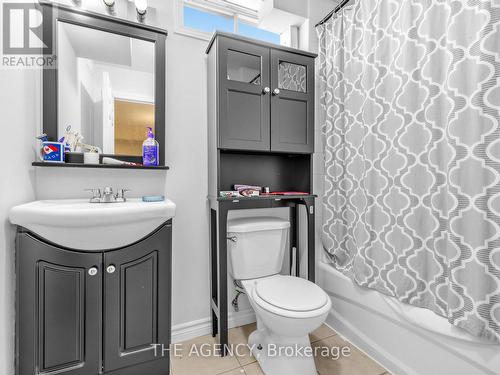 146 Crosby Avenue, Richmond Hill, ON - Indoor Photo Showing Bathroom