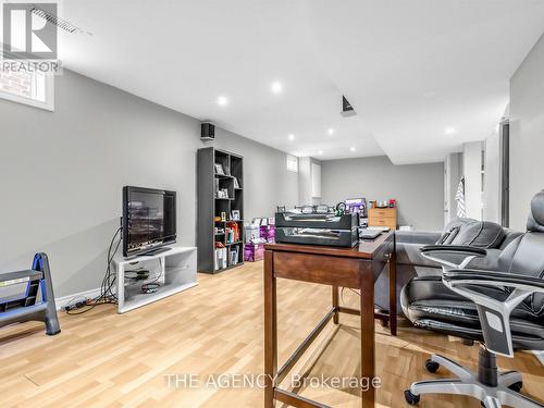 146 Crosby Avenue, Richmond Hill, ON - Indoor