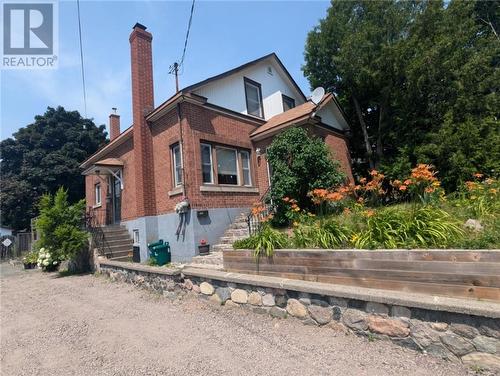 251 D'Youville Street  Sudbury, ON P3C 5G1