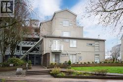 402 2080 E KENT AVENUE SOUTH  Vancouver, BC V5P 4X2