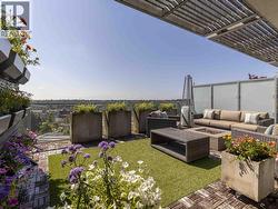 1206 2770 SOPHIA STREET  Vancouver, BC V5T 0A4