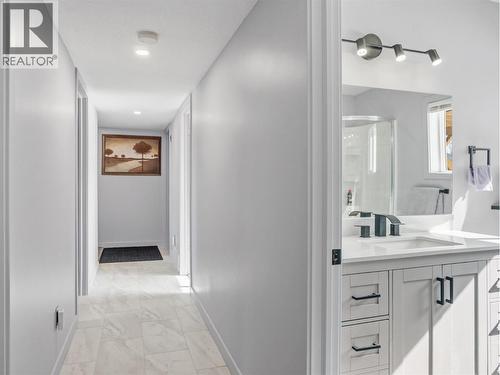 13323 Torvan Subdivision, Dawson Creek, BC - Indoor Photo Showing Bathroom