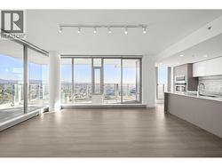 2402 8031 NUNAVUT LANE  Vancouver, BC V5X 0C9