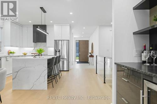 40 Ivy Crescent, Thorold (Confederation Heights), ON - Indoor Photo Showing Kitchen With Upgraded Kitchen
