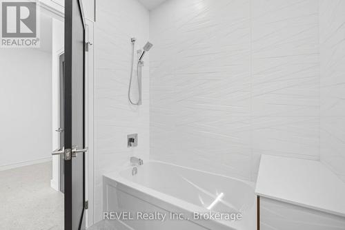 40 Ivy Crescent, Thorold (Confederation Heights), ON - 