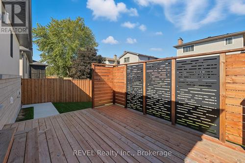 40 Ivy Crescent, Thorold (Confederation Heights), ON - Outdoor