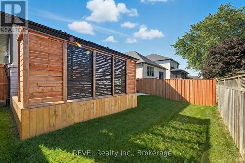 40 Ivy Crescent, Thorold (Confederation Heights), ON - Outdoor