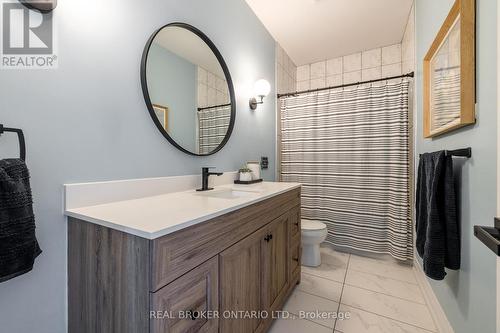 19 Cheslock Crescent, Oro-Medonte, ON - Indoor Photo Showing Bathroom
