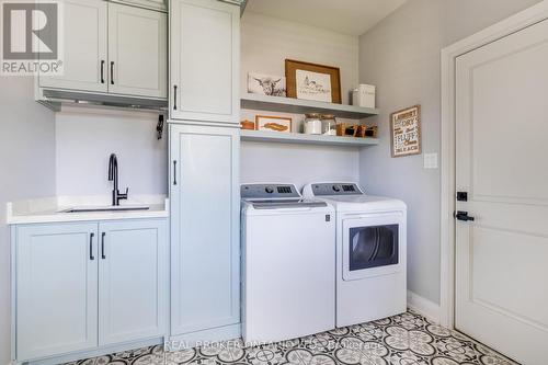 19 Cheslock Crescent, Oro-Medonte, ON - Indoor Photo Showing Laundry Room