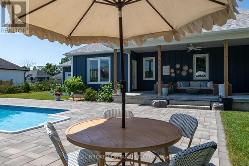 19 Cheslock Crescent, Oro-Medonte, ON - Outdoor With In Ground Pool With Deck Patio Veranda