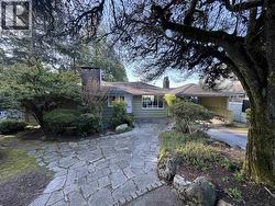 1430 NELSON AVENUE  West Vancouver, BC V7T 2G8