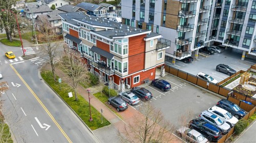 111-689 Hoffman Ave, Langford, BC - Outdoor