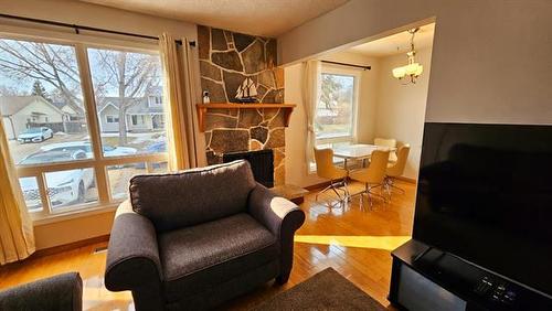 78 Lake Village Rd, Winnipeg, MB 