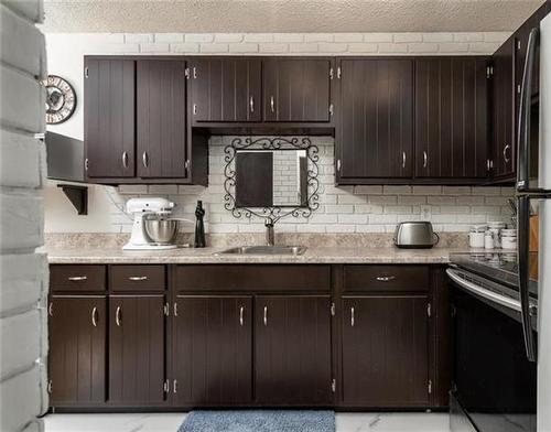 78 Lake Village Rd, Winnipeg, MB 