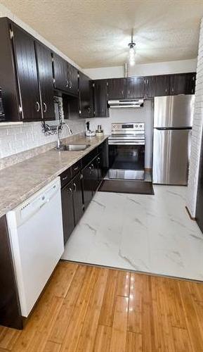 78 Lake Village Rd, Winnipeg, MB 