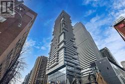 1601 - 634 CHURCH STREET Toronto, ON M4Y 2G3