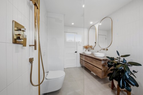 Salle de bains - 4556 Ch. Salaberry, Carignan, QC - Indoor Photo Showing Bathroom