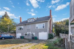 3104-3106 Richmond Rd Saanich, BC V8P 4P1