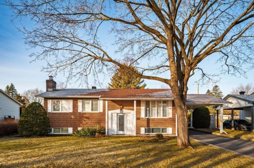 1713 Rue Loyseau  Saint-Bruno-De-Montarville, QC J3V 2X2