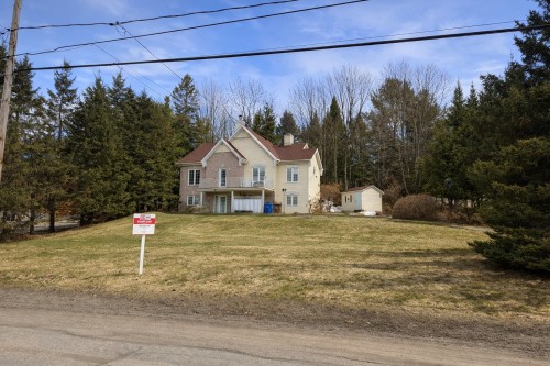 685 Ch. de la Rivière  Piedmont, QC J0R 1K0