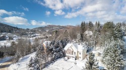 685 Ch. de la Rivière Piedmont, QC J0R 1K0