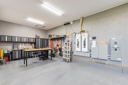 Garage - 140 Ch. Hunter, Saint-Hippolyte, QC - Indoor