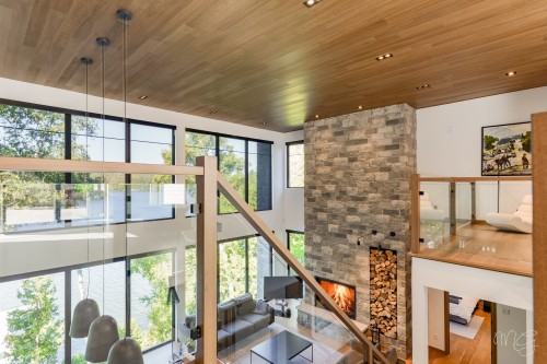 Vue d'ensemble - 140 Ch. Hunter, Saint-Hippolyte, QC - Indoor Photo Showing Other Room