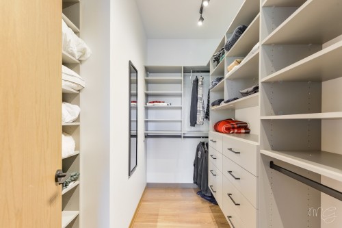 Penderie (Walk-in) - 140 Ch. Hunter, Saint-Hippolyte, QC - Indoor With Storage