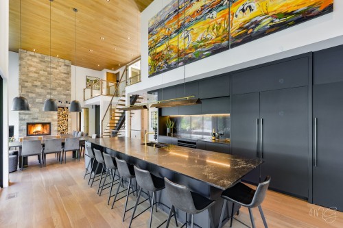 Cuisine - 140 Ch. Hunter, Saint-Hippolyte, QC - Indoor Photo Showing Other Room