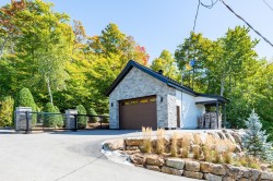 Garage - 