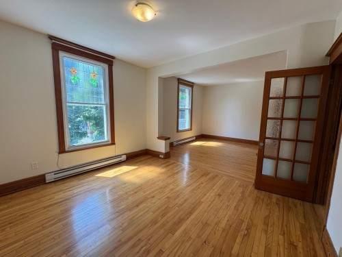 Living Room - 3 Av. Stirling, Montréal (Lasalle), QC - Indoor Photo Showing Other Room