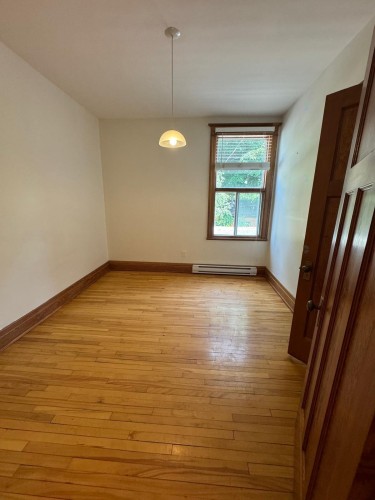 Bedroom - 3 Av. Stirling, Montréal (Lasalle), QC - Indoor Photo Showing Other Room