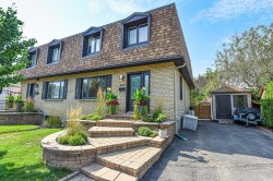 569 Rue Henri-De Tonti Boucherville, QC J4B 6Y9