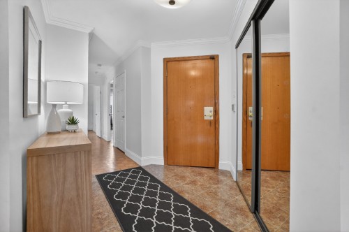 Mud Room - 114-450 Rue St-Georges, Saint-Lambert, QC - Indoor Photo Showing Other Room