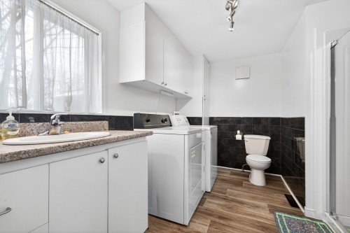 Salle de bains - 52 Rue Principale, Saint-Adalbert, QC 