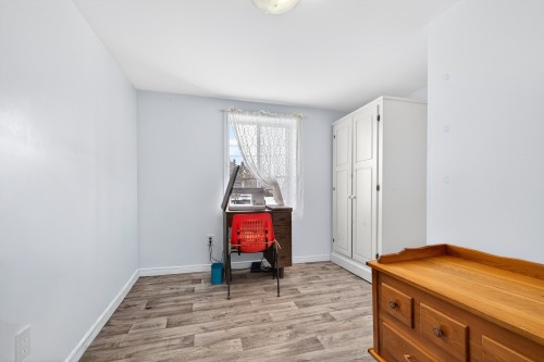 Chambre à coucher - 52 Rue Principale, Saint-Adalbert, QC 